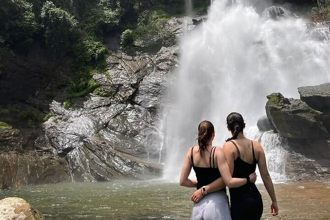 Kandy to Nuwara Eliya Private Day Tour: Tea Factory& Gregory Lake - Stop 4: Gregory Lake stroll, plus activities you’ll pay for
