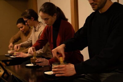 Kenrokuen Tea Ceremony Experience in Kanazawa - Arriving at Kenrokutei: A Historic Place for a Quiet Lesson