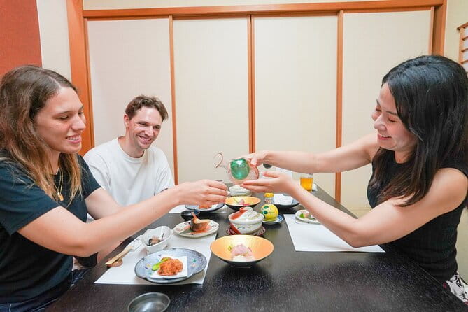 Kenrokuen Tea Ceremony Experience in Kanazawa - Who Should Book This Tea Ceremony in Kanazawa