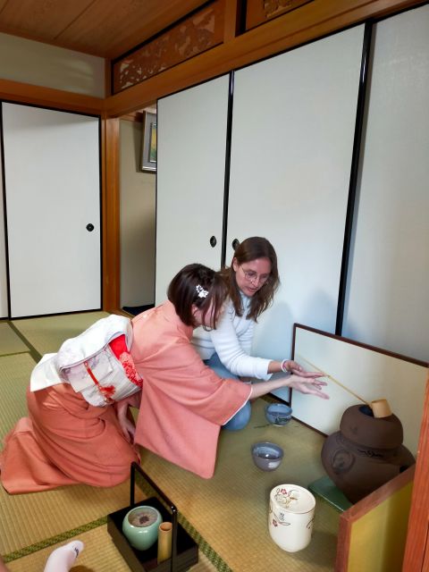 Kyoto Fushimiinari:Wagashi Making & Small Group Tea Ceremony - What to bring and what to expect during the session