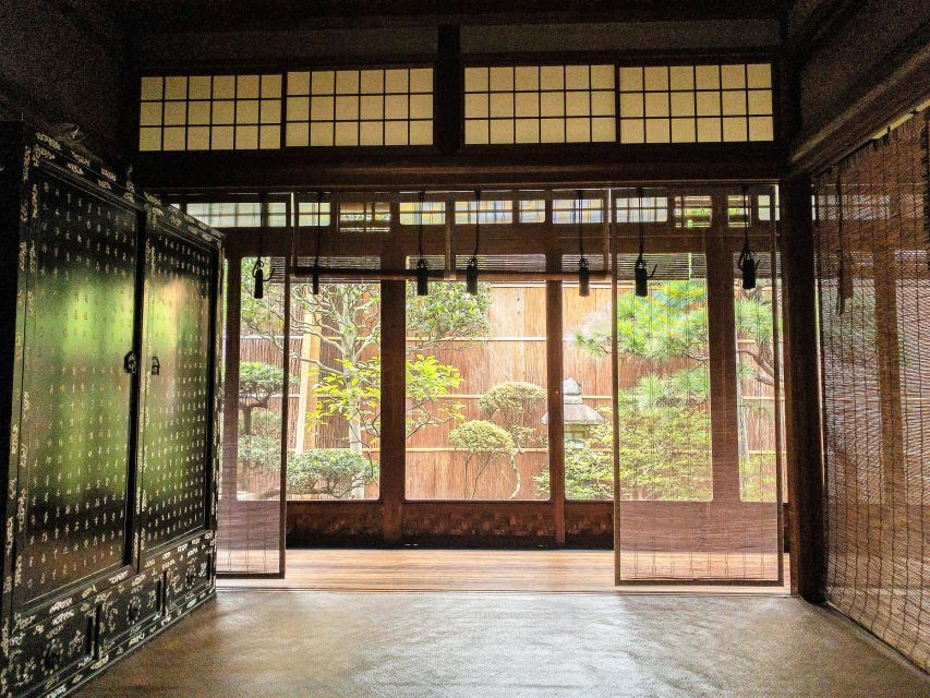 Kyoto: Kimono and Tea Ceremony Experience at Cultural Asset - Tea ceremony with a tea master: what you watch and what you learn