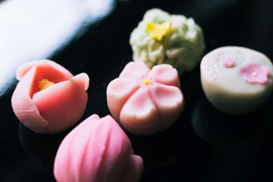 Kyoto: Kimono Tea Ceremony at Orizuruya Gion - Japanese Calligraphy Add-On: When writing becomes the highlight
