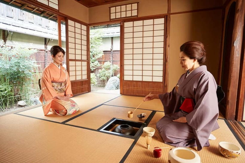 Kyoto: Kimono Tea Ceremony with Matcha and Sweet - Choosing Your Kimono and Getting Dressed Without Stress