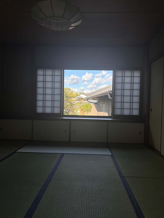 Kyoto Ninenzaka: Tea Ceremony in Old Townhouse with Chairs - Value Check: What $21 Buys You in Real Terms