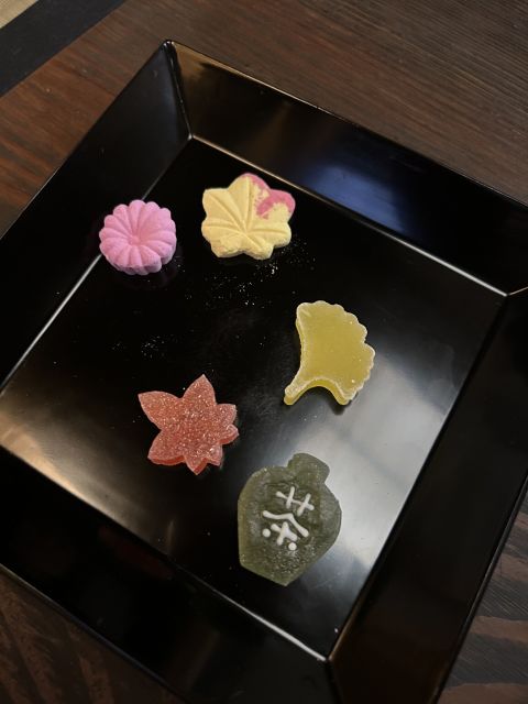 Kyoto: Private Tea Ceremony at local home with tea master - Language support and a private-group pace