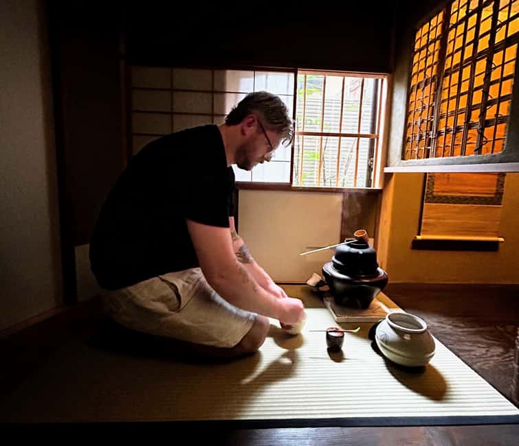 Kyoto: Private Tea Ceremony at local home with tea master - Getting there smoothly: walking options and a simple taxi plan