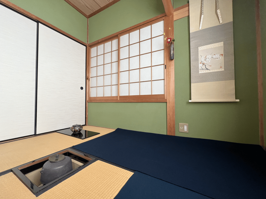 Kyoto: Tea Ceremony Experience in a Small Tea Room - Meet Your Tea Master: 30 Years of Experience in Plain English