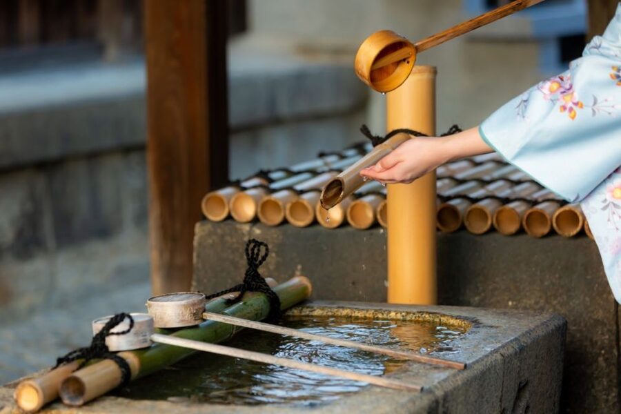 Kyoto: Tea Ceremony Ju-An at Jotokuji Temple - Grand Tearoom Etiquette: Shoes Off and Seating Options