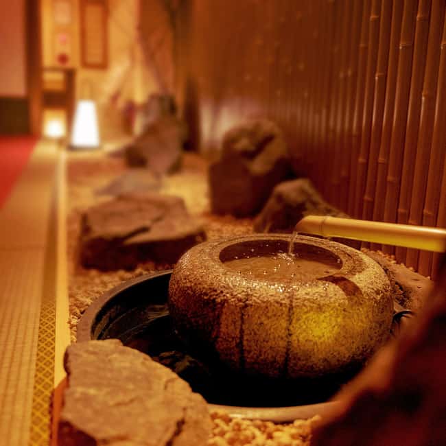 Kyoto: Wazuma Magic Show & Tea Ceremony - Key highlights you’ll feel in the room