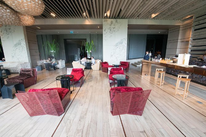Landmark Hotel Bangkok: Classic Afternoon Tea - The platter breakdown: 4 savories, 4 sweets, and Thai-Weston flavor balance