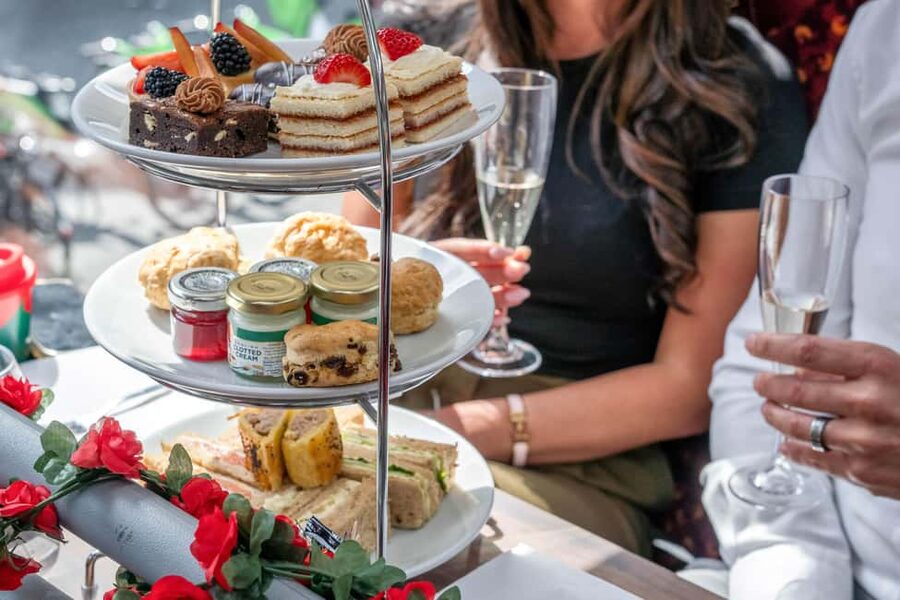 London: Afternoon Tea Bus Tour & London Eye Option - Key highlights to know before you go