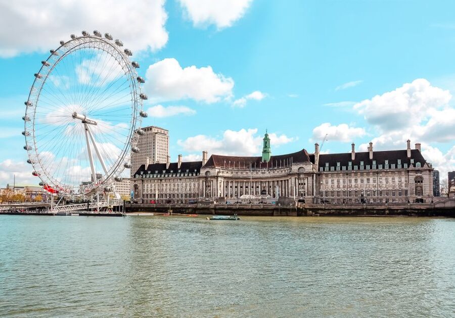 London: Afternoon Tea Cruise on the River Thames - The Route: From Tower of London to Houses of Parliament Views