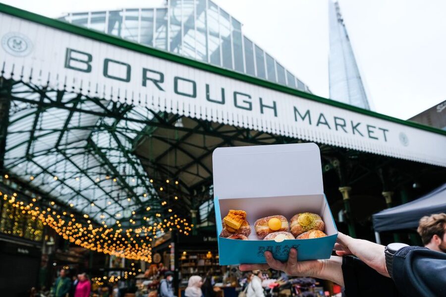 London: Borough Market Delicious Doughnut & Tea Experience - Borough Market main event: classic stalls and fresh daily doughnuts