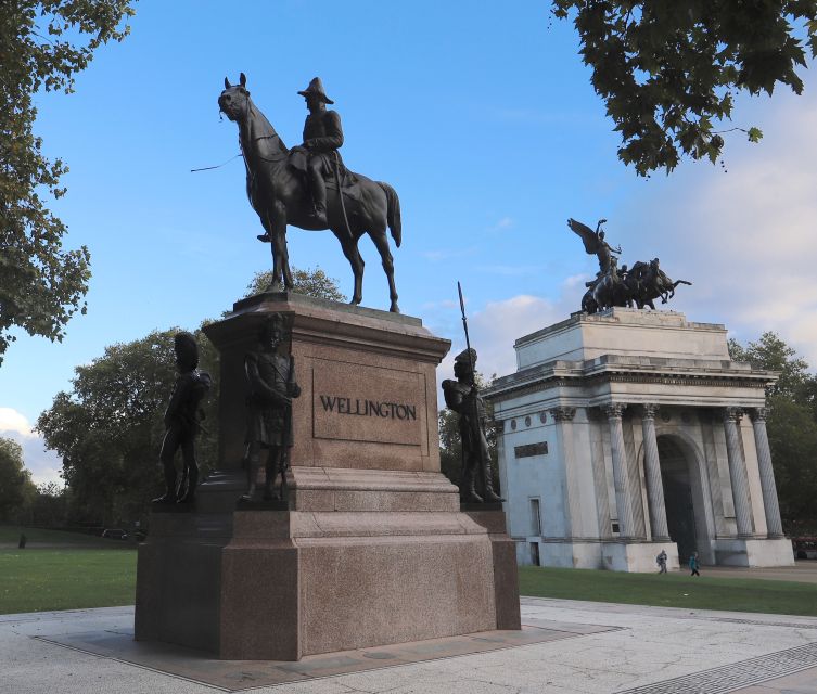 London: Buckingham Palace Walk & Tea at Kensington Palace - Key Things I’d Put on Your Radar
