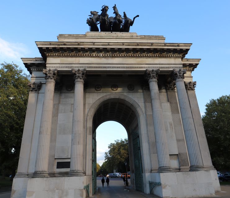 London: Buckingham Palace Walk & Tea at Kensington Palace - The Palace Entry Question: What You Can Expect to See
