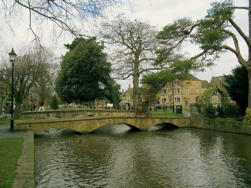 London: Cream Tea at Blenheim Palace & the Cotswolds Tour - From London to the Cotswolds: what the coach day really feels like
