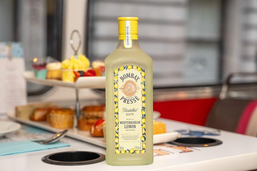 London: Gin and Afternoon Tea Bus Tour with Audio Guide - Should you book this London gin and afternoon tea bus tour?