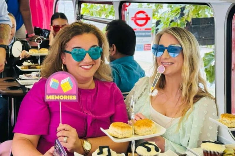 London: "Here We Go Again" Afternoon Tea Bus - The 1.5-hour route: Waterloo to Westminster, then London Bridge