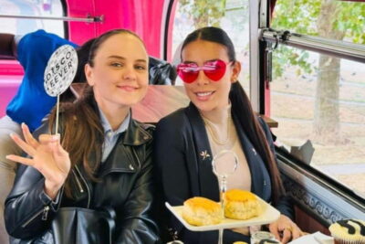 London: "Here We Go Again" Afternoon Tea Bus - Meeting the pink English Tea Bus at Golden Tours Stop 1