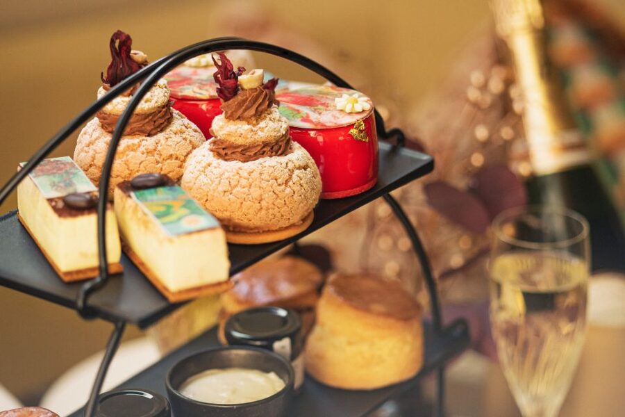 London: National Gallery Guided Tour and Afternoon Tea - Should You Book This National Gallery Tour with Afternoon Tea?
