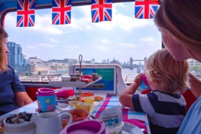 London: Peppa Pig Bus Tour with Entertainment - Central London views from the Routemaster: what you’ll actually see