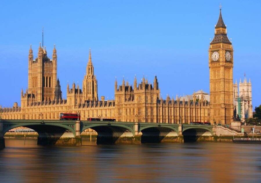London: Royal Tour with Afternoon Tea at the Rubens - Key Things You Should Know Before You Go