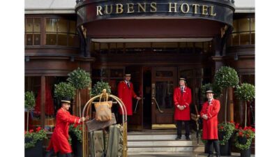 London: Royal Tour with Afternoon Tea at the Rubens - Westminster Abbey, Big Ben, and the “getting your bearings” bus loop
