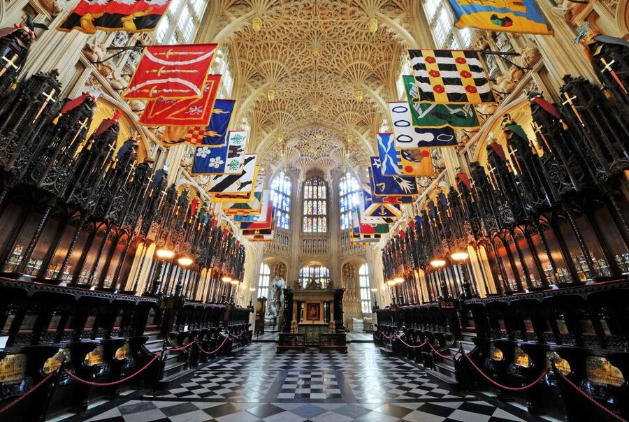 London: Royal Tour with Westminster Abbey & Afternoon Tea - Westminster Abbey entry is independent: plan your pace