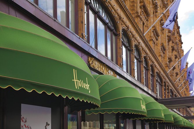 London Vintage Bus Tour with Cream Tea at Harrods - What you’re paying for: value beyond the sightseeing words