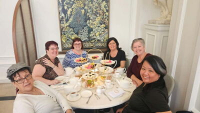 London: VIP Kensington Palace Gardens Tour & Royal High Tea - Kensington Palace Gardens and the Cradle Walk to the Sunken Garden