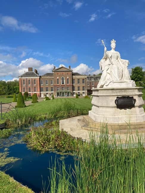 London: VIP Kensington Palace Gardens Tour & Royal High Tea - Who should book this VIP Kensington Palace Gardens and Royal High Tea?