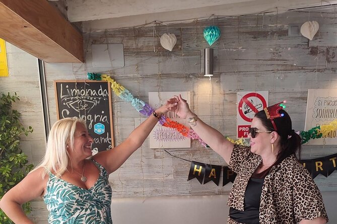 Málaga Tea Party with Tarot reading - What happens when you arrive at the tea house setup