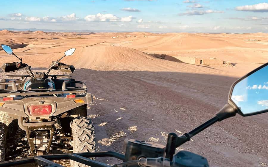 Marrakech: Agafay Desert Quad Bike Tour with Moroccan Tea - The 2-Hour Flow in Real Terms: Ride, Pause, Photos, Tea