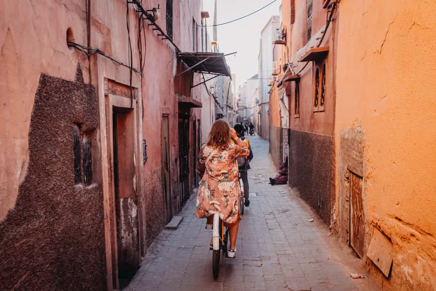 Marrakech: Cultural Bicycle Tour with Pastry and Tea - Hammam tradition: a public bathhouse visit with social context