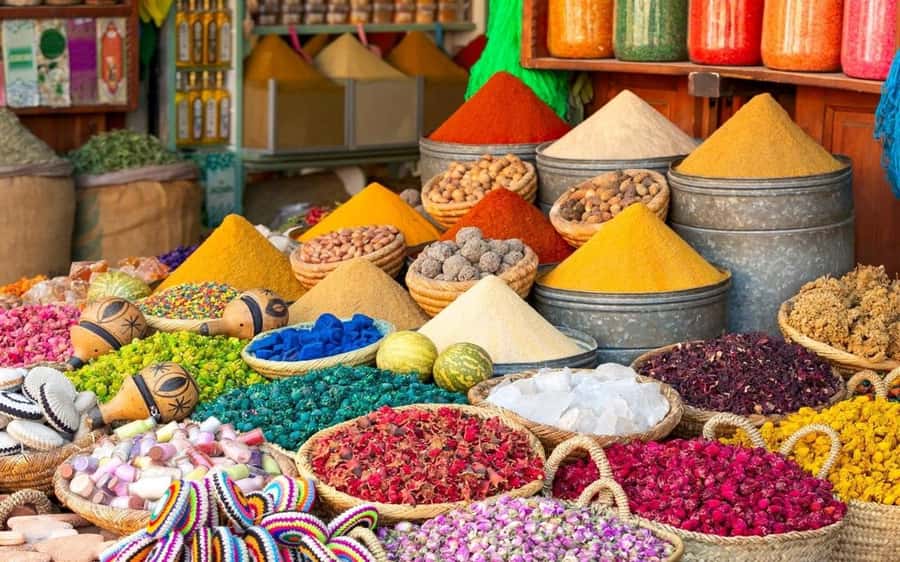 Marrakech Guided Souks Tour with a Local Insider - Shopping without getting played: practical bargaining and product checks