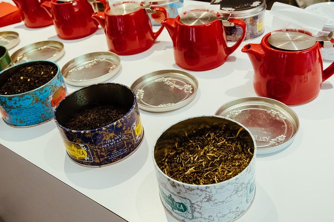 Montreal Afternoon Tea Tour - Stop 2 in Plateau Mont-Royal: Japanese tea room tastings and food