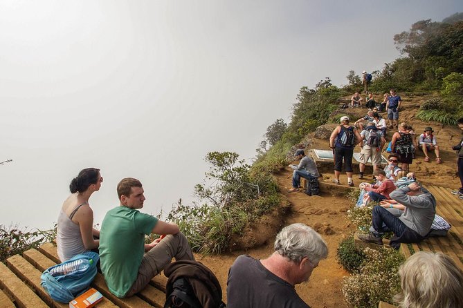 Nuwara Eliya: All Inclusive Horton Plains & Tea Plucking Day Trip - Lunch in Nuwara Eliya: keeping the afternoon tea visit from feeling rushed