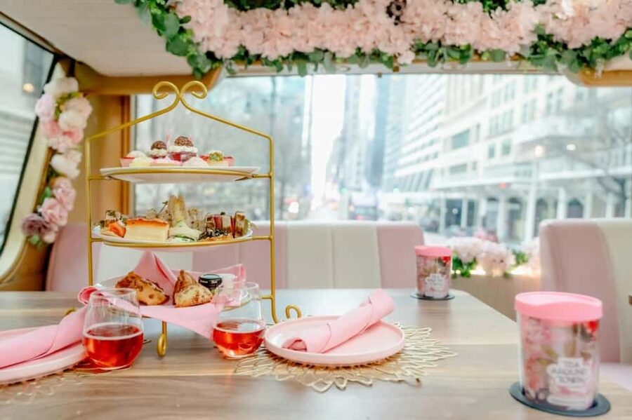 NYC: Tea Around Town Bus Tour with Live Entertainment - Key things that make this NYC tea bus tour worth your time
