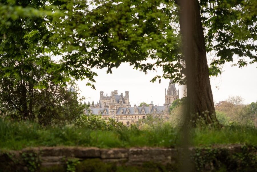 Oxford: Sightseeing River Cruise with Afternoon Tea - Guides, Humor, and Pacing That Feels Right