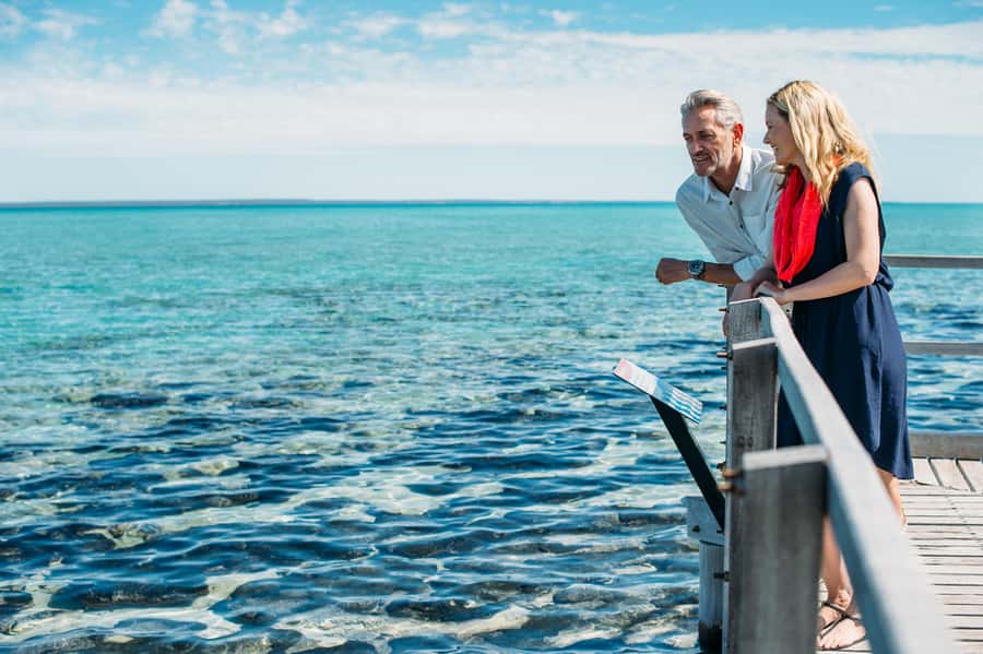 Perth: Pinnacles Desert Lobster Tour with Morning Tea - Lake Thetis boardwalk: seeing stromatolites without the museum fatigue