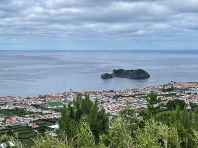 Privat van tour Furnas valley, Gorreana tea – islands gems - Santa Bárbara Beach and Mulher de Capote: quick hits, good mood