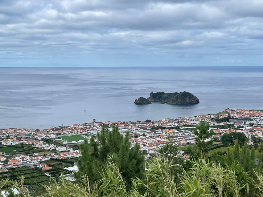 Privat van tour Furnas valley, Gorreana tea – islands gems - Santa Bárbara Beach and Mulher de Capote: quick hits, good mood