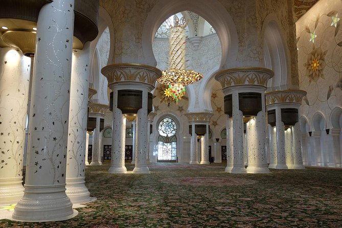 Private Abu Dhabi Sheikh zayed mosque with Louver Museum & Emirates Place Tea - Emirates Palace (Mandarin Oriental): coffee and a grand finale