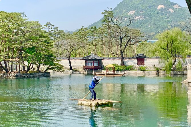 Private Full-Day Guided Tour in Seoul with Lunch, Tea and Dinner - Bukchon Hanok Village and Baek In-je’s House: More Than Postcard Alleys