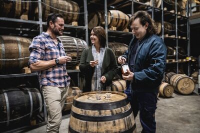 Private Tassie Distillery Tour - Tastings, Lunch and Morning Tea - Stop 1 in Cambridge: Spring Bay Distillery and the owners’ story