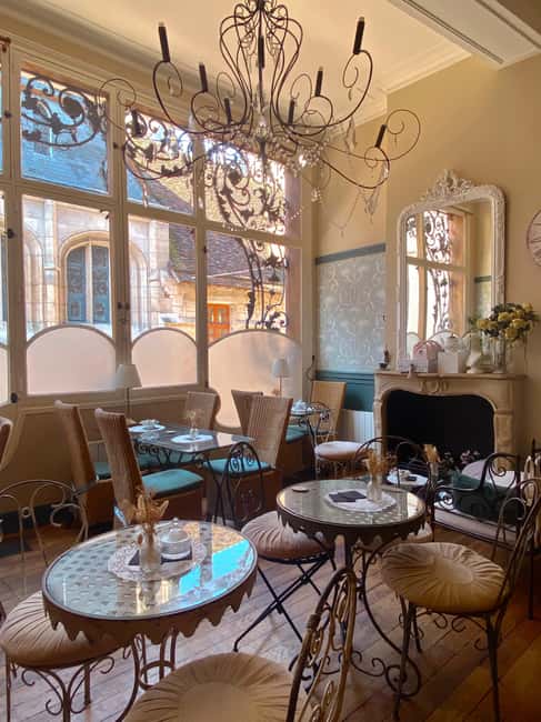Rouen: French-style tea time at Dame Cakes - Service Style and Presentation: What the Reviews Emphasize
