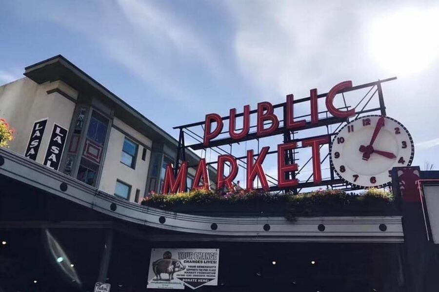Small Group Seattle Day Tour with Major Attractions,Tea&Deli - Space Needle plus Chihuly: optional tickets, optional intensity