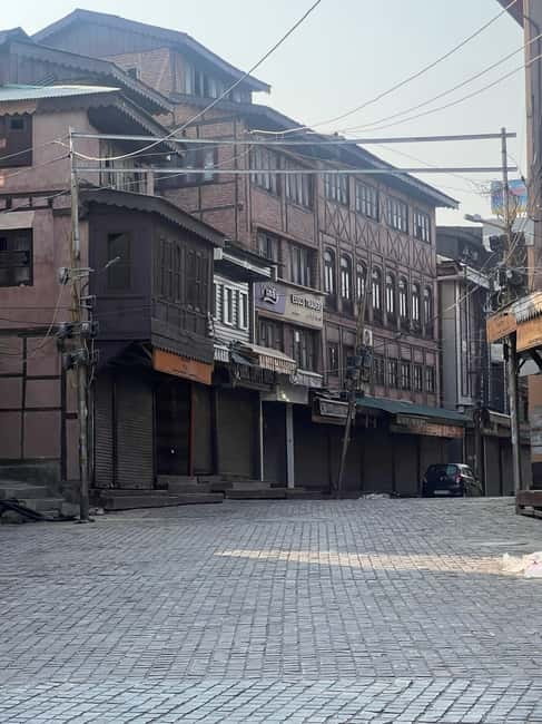 Srinagar Old City Heritage Walking Tour with Kahwa Tea - Price and value for a guided heritage walk at about $32