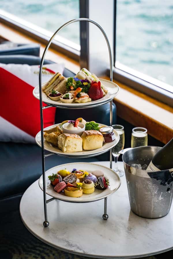 Sydney: Relaxing High Tea Cruise on Sydney Harbour - Getting there: Circular Quay Wharf 6, and the timing that matters