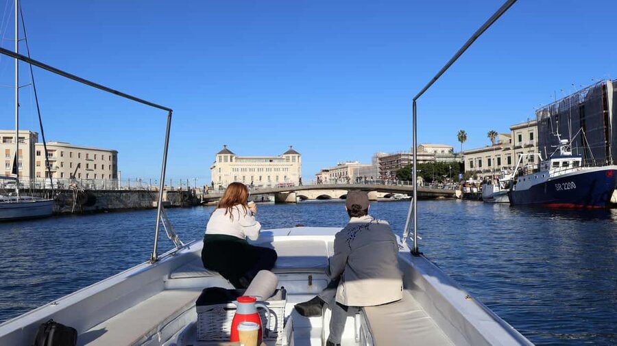 Syracuse:Ortigia, Sea Caves Winter Boat Tour + Tea & Blanket - Price and Value: What $29 Buys You in Real Comfort